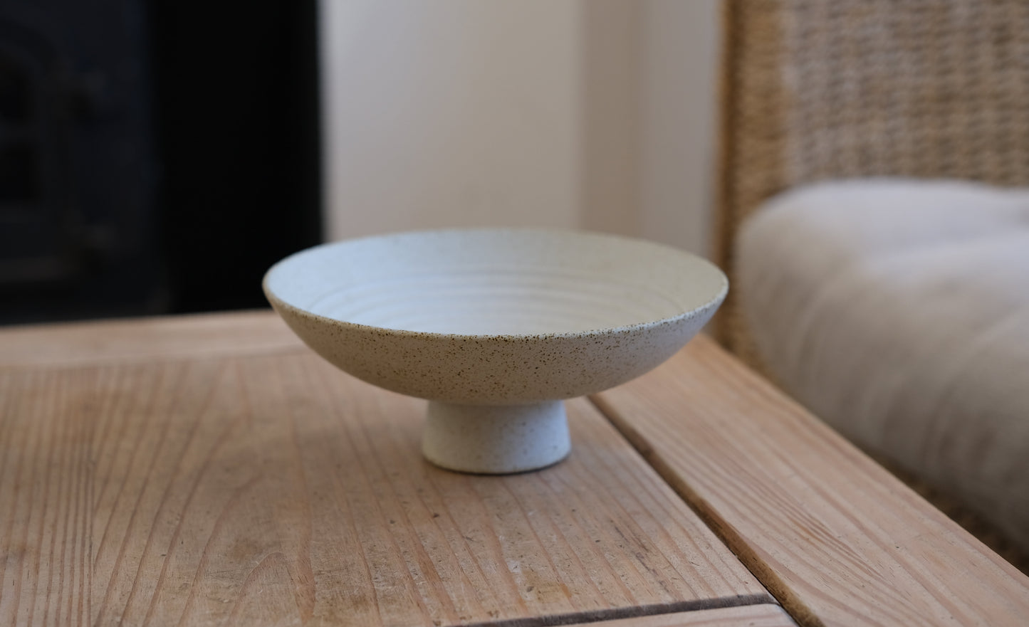 Rustic Japanese Koudai Bowl