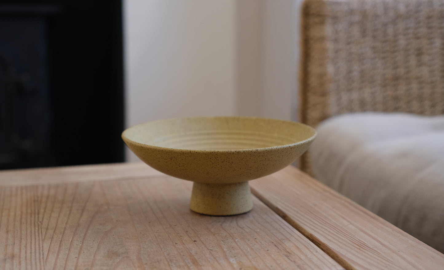 Rustic Japanese Koudai Bowl